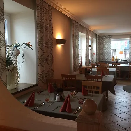 Hotel-gasthof Strasswirt Отель 3*