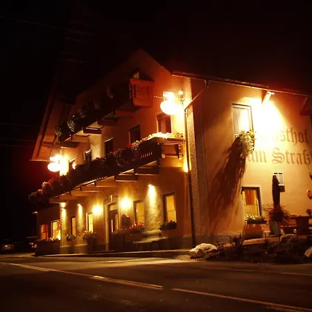 Отель Hotel-gasthof Strasswirt 3*