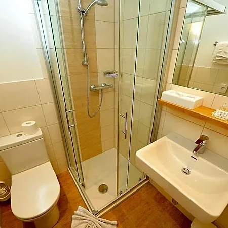 Hotel Hotel-gasthof Strasswirt