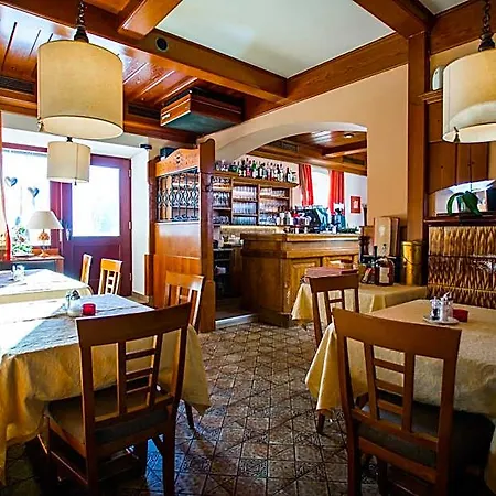 Hotel Hotel-gasthof Strasswirt Tröpolach