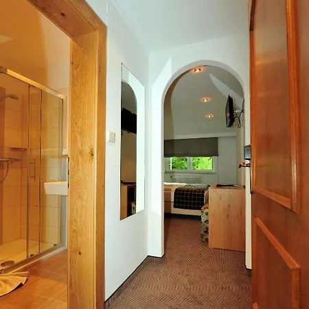 Otel Hotel-gasthof Strasswirt