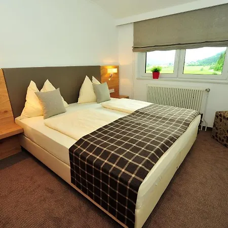 Hotel-gasthof Strasswirt 트로폴라흐