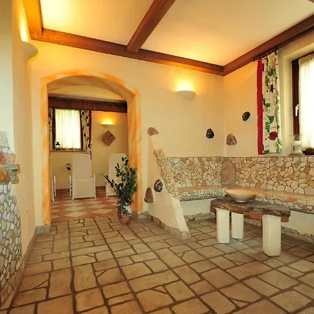 Hotel-gasthof Strasswirt